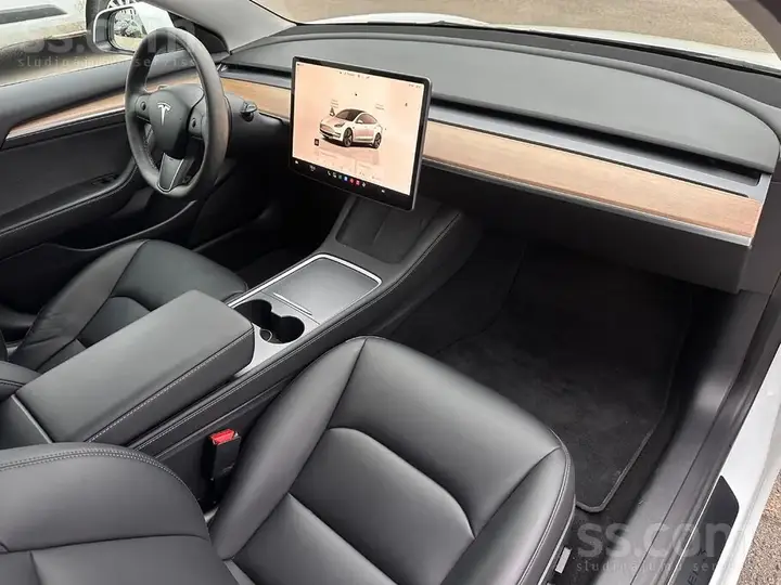 Tesla Model 3 2022 photo 5