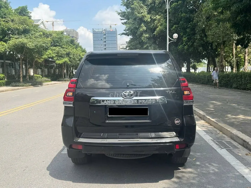 Toyota Land Cruiser Prado 2019 photo 4