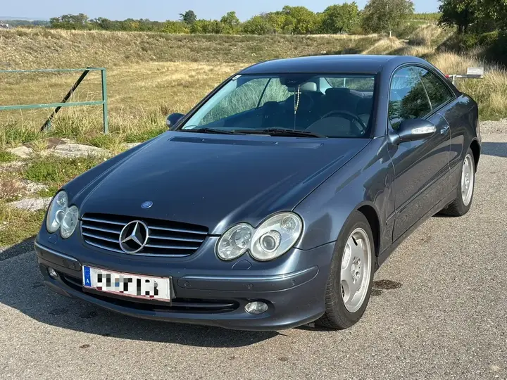 Mercedes-Benz Clk-Class 2003 photo 3
