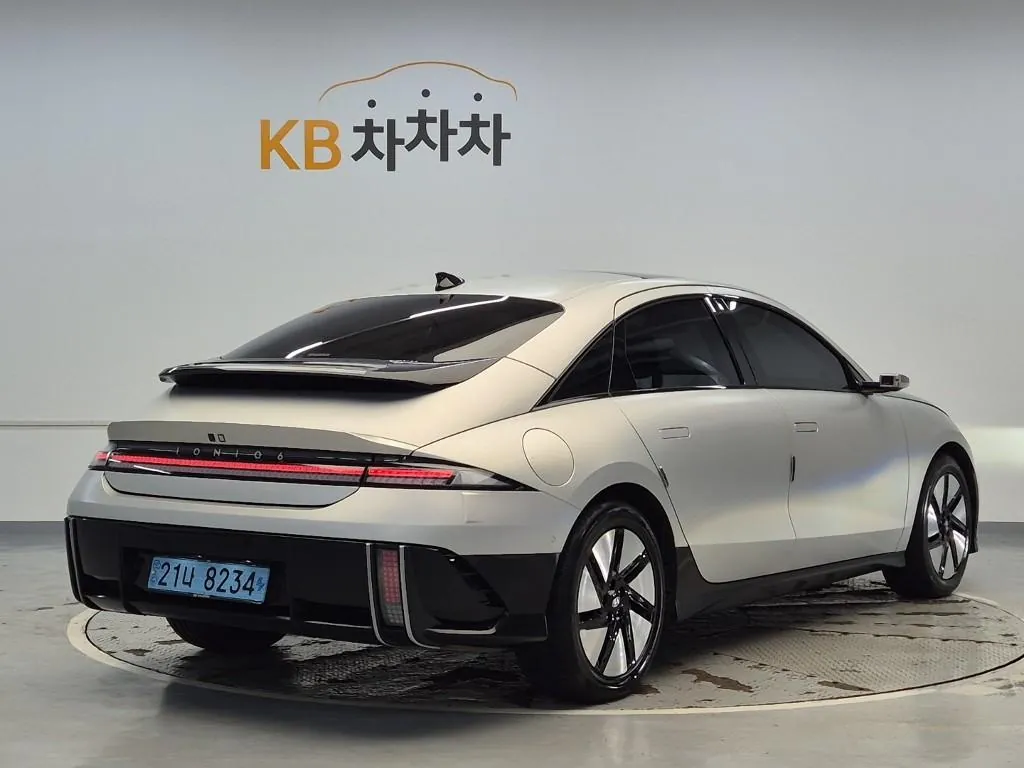 Hyundai Ioniq 6 2023 photo 3