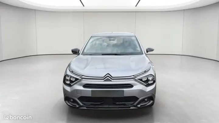 Citroen C4 2024 photo 2
