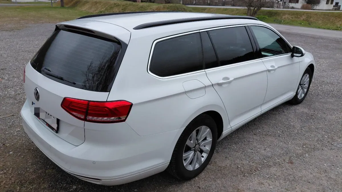 Volkswagen Passat 2016 photo 2