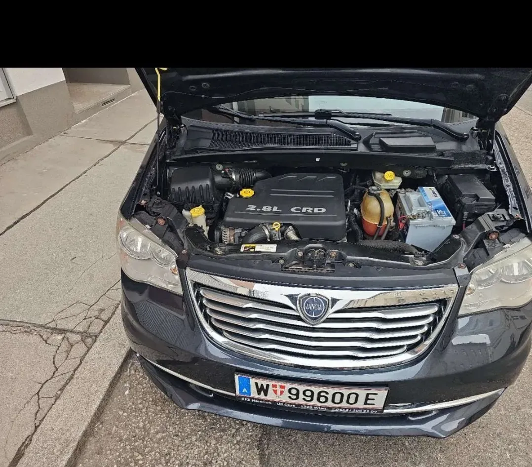 Lancia Voyager