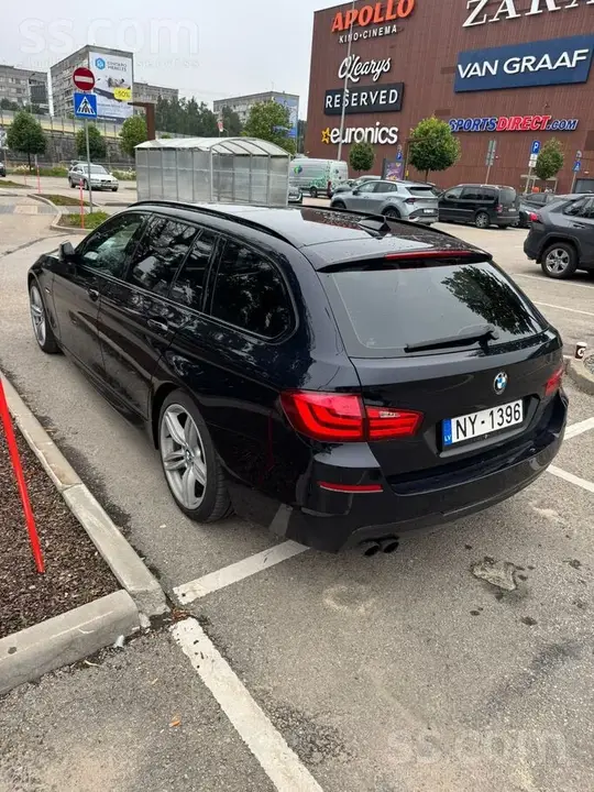 BMW 530 2012 photo 2