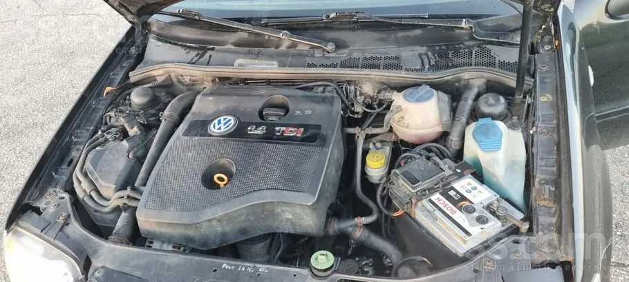 Volkswagen Polo 2000 photo 2