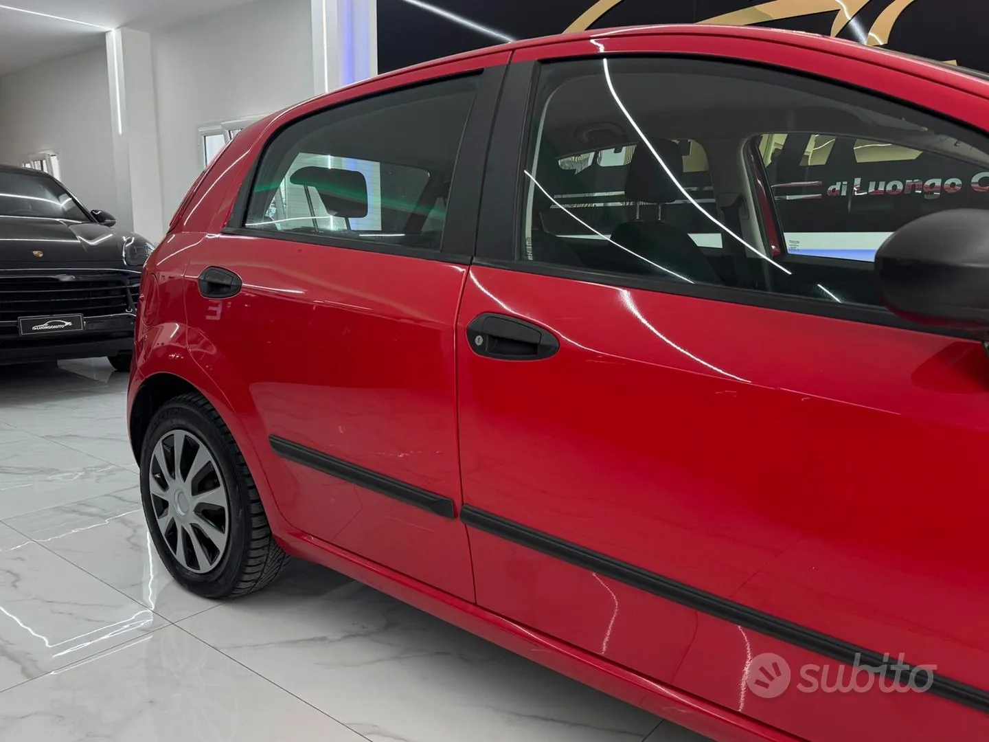 Fiat Grande Punto 2006 photo 3