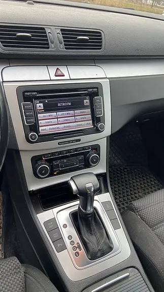 Volkswagen Passat 2010 photo 5