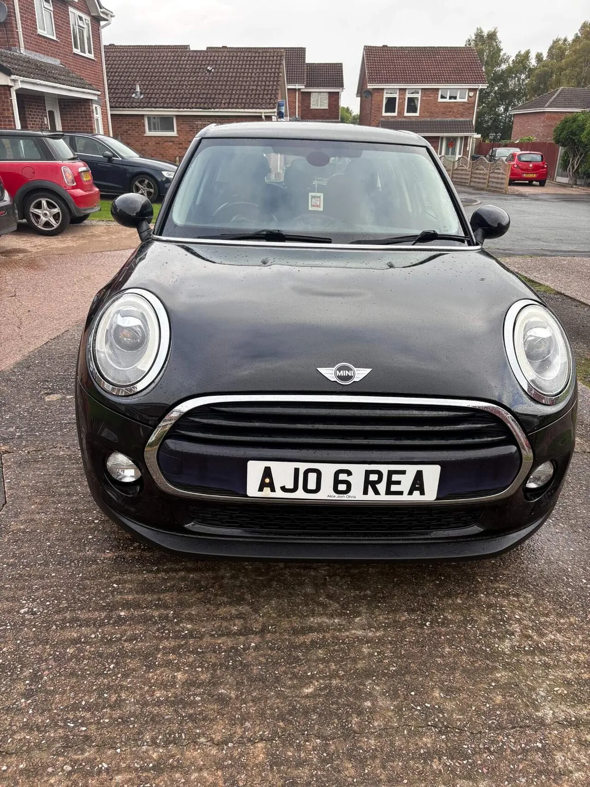Mini Hatch