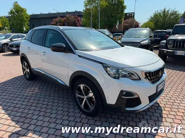 Peugeot 3008 2019 photo 4