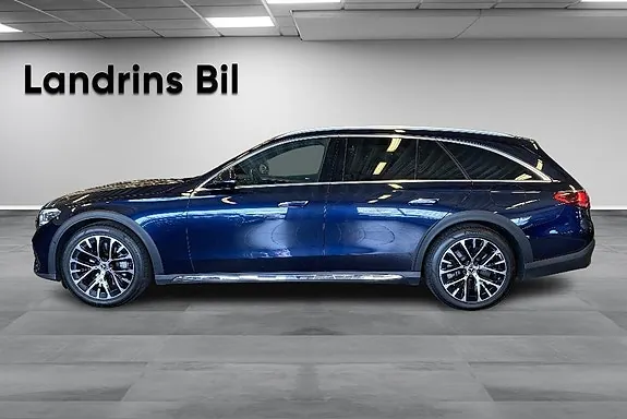 Mercedes-Benz E300 De 2024 photo 4