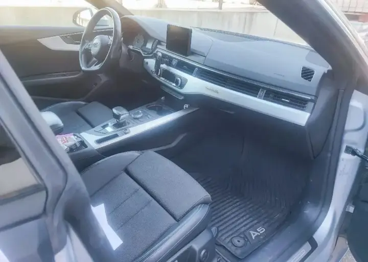Audi A5 2017 photo 2