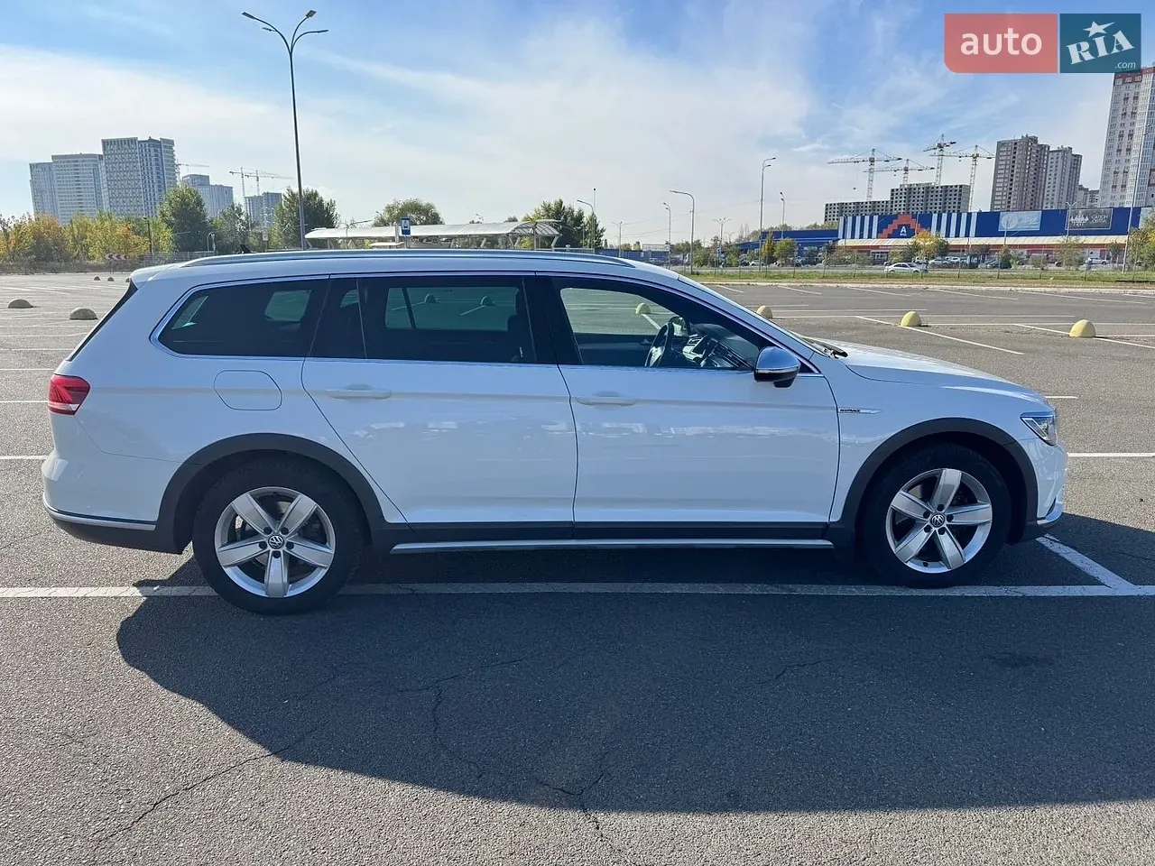 Volkswagen Passat Alltrack 2018 photo 3