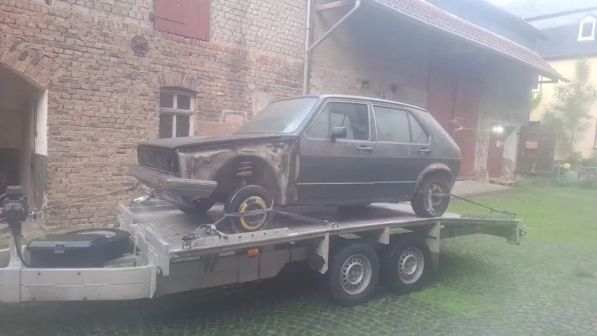 Volkswagen Golf 1980 photo 2