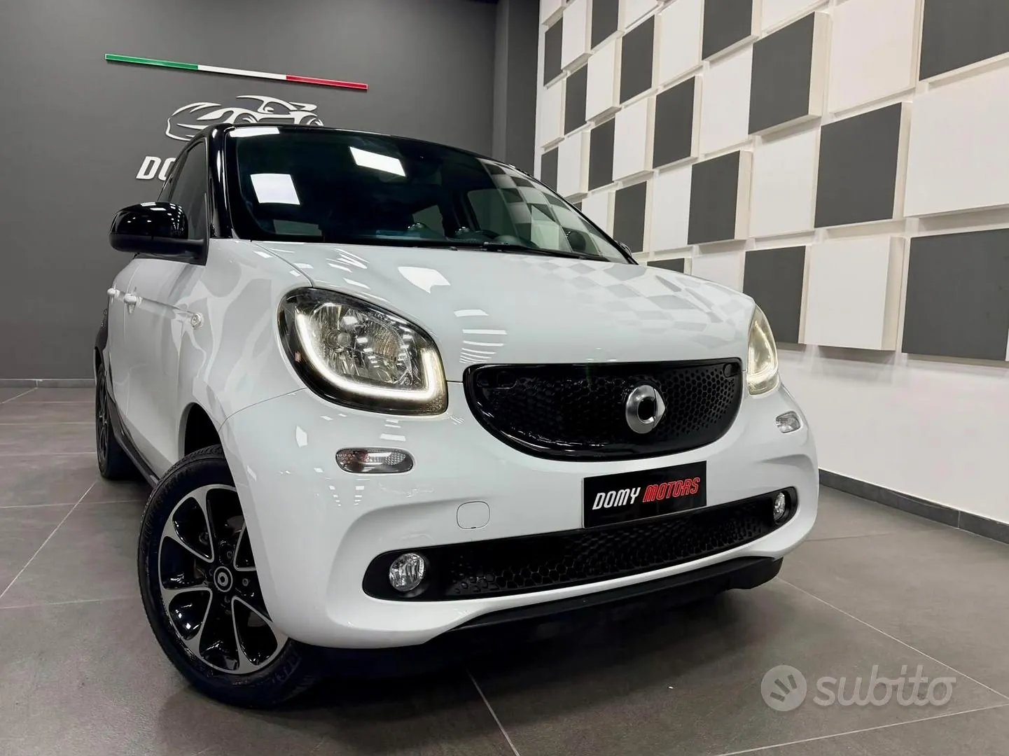 Smart Forfour 2015 photo 2