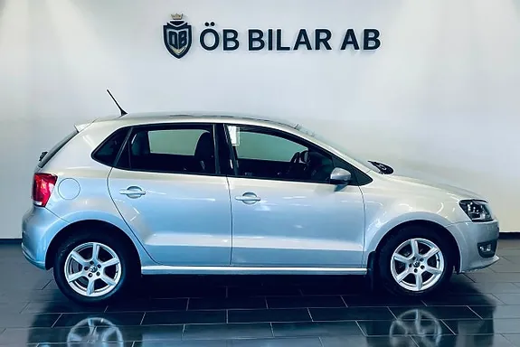 Volkswagen Polo 2011 photo 2