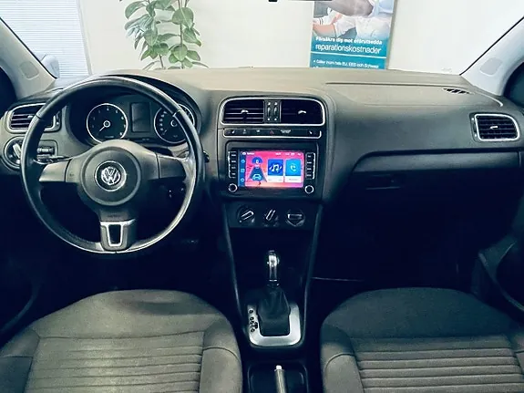Volkswagen Polo 2011 photo 5