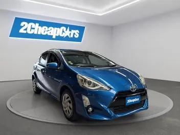 Toyota Aqua 2015 photo 4