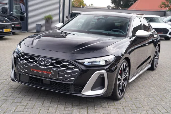 Audi S5 2024 photo 2