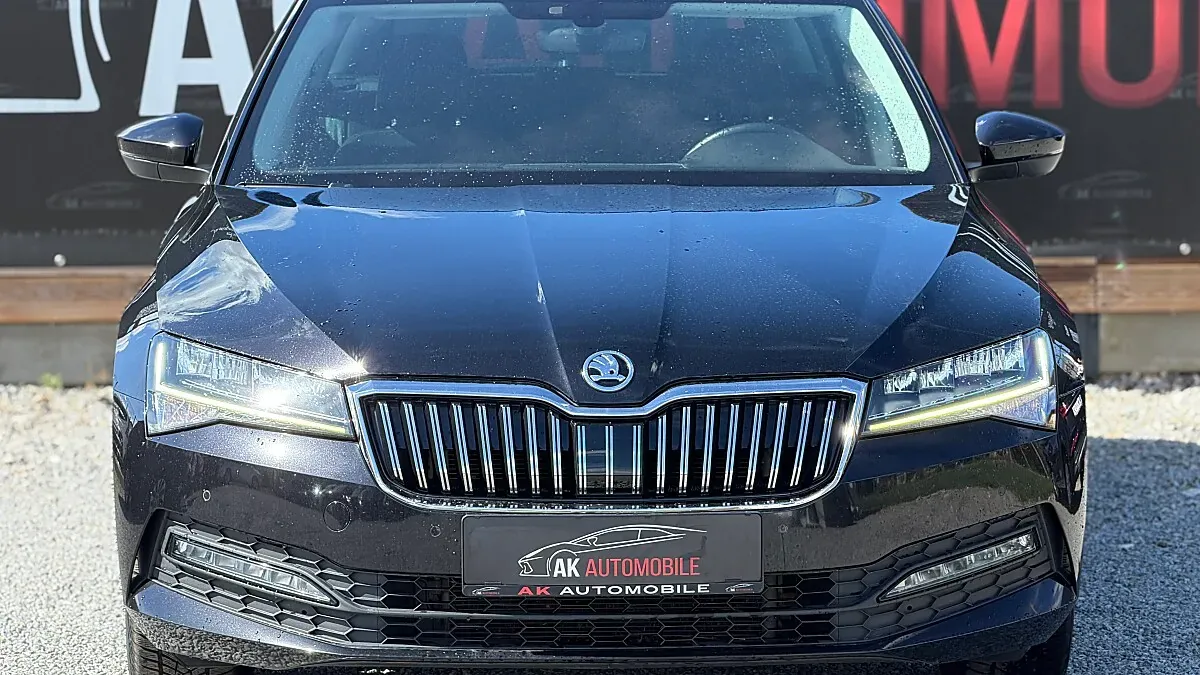Skoda Superb 2020 photo 2