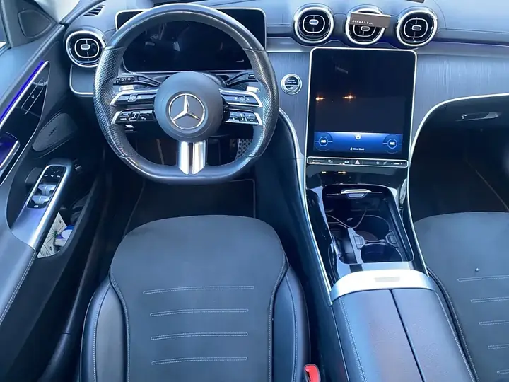Mercedes-Benz C-Class 2022 photo 3