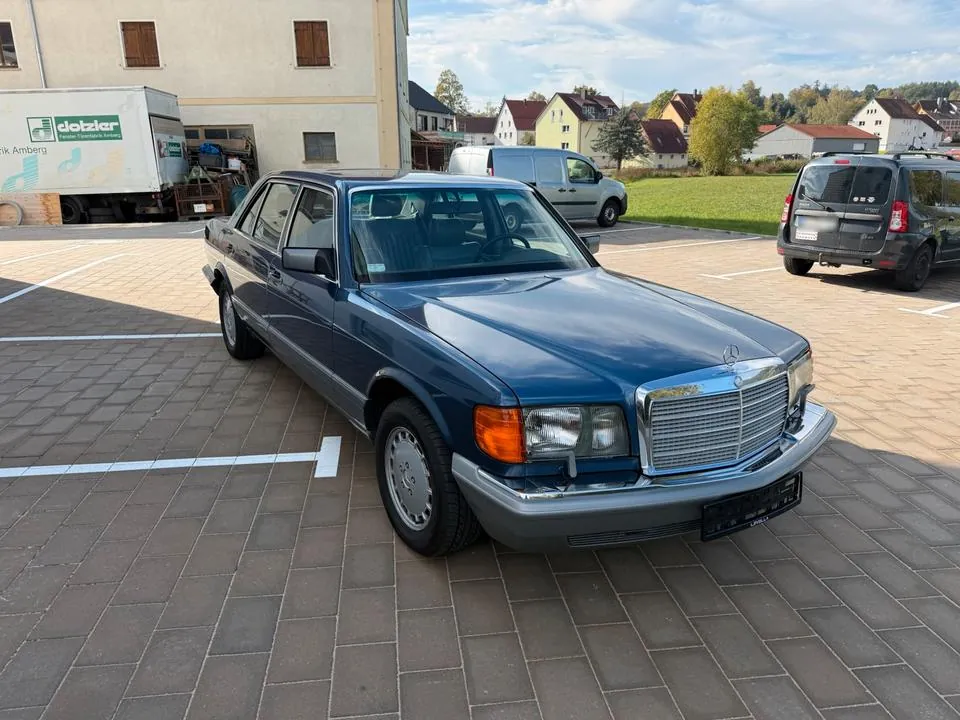 Mercedes-Benz W126