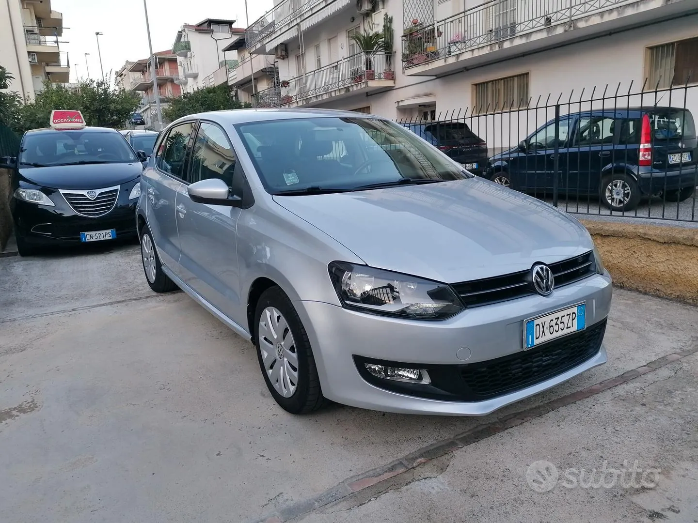 Volkswagen Polo 2009 photo 2