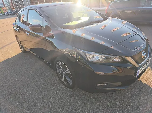 Nissan Leaf 2019 photo 2