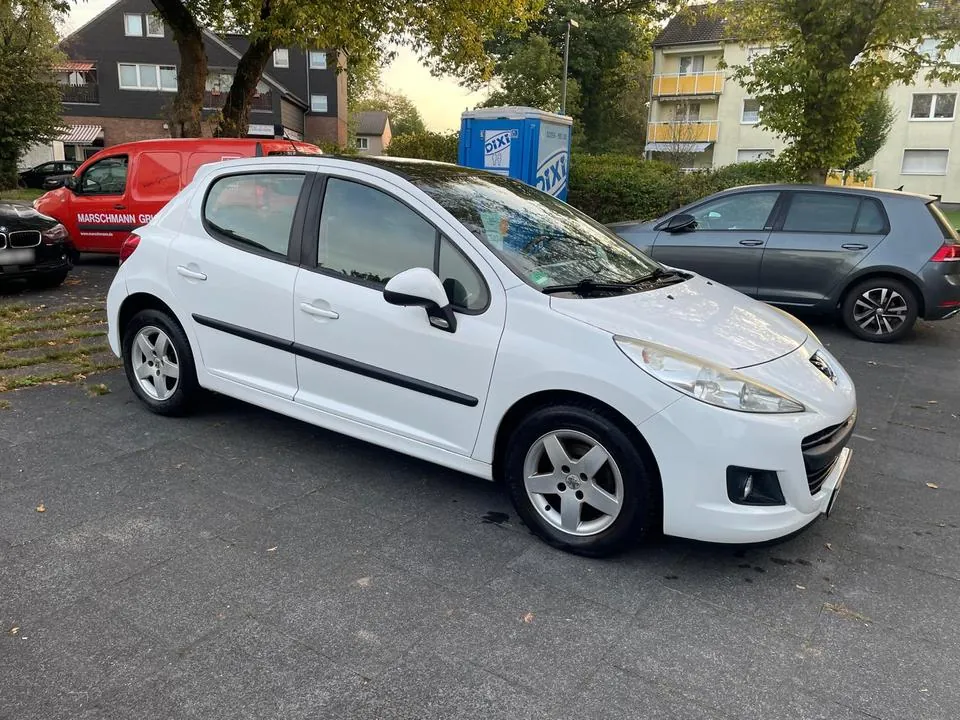 Peugeot 207