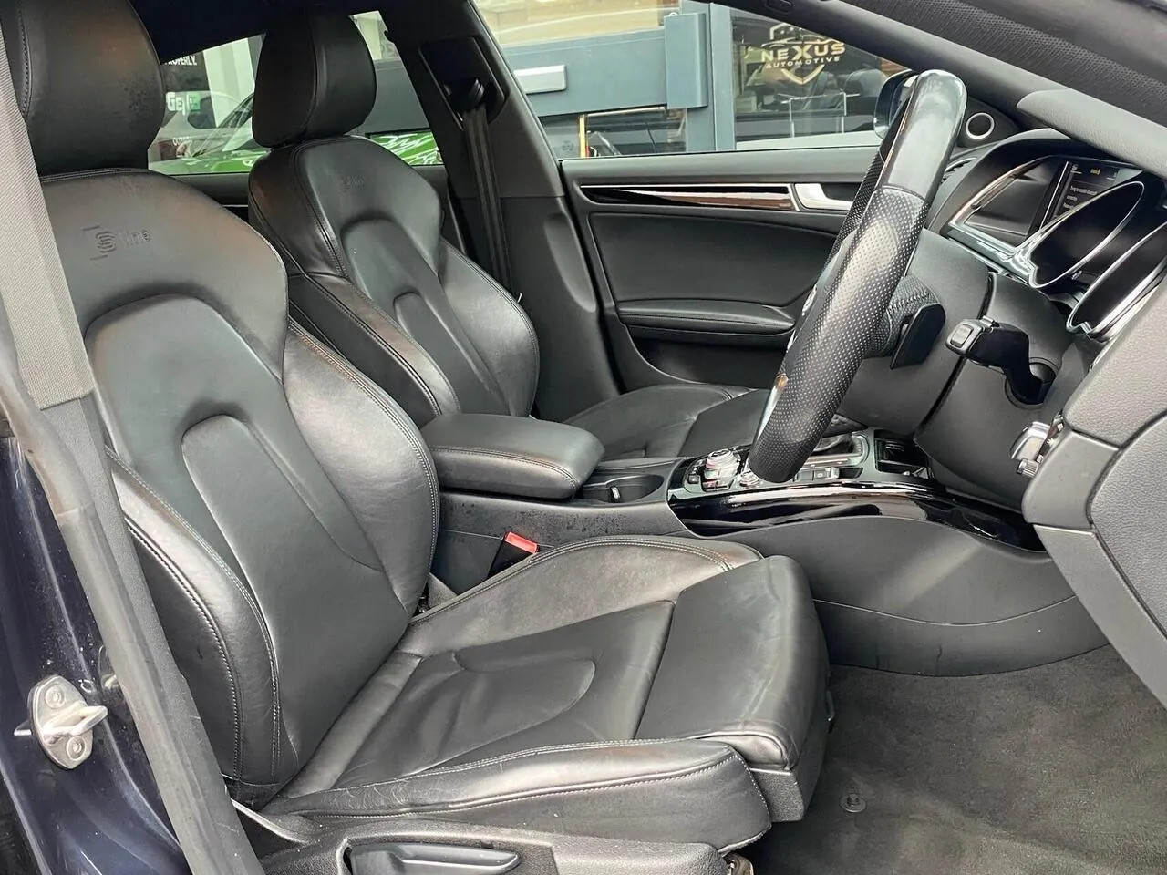 Audi A5 2013 photo 2