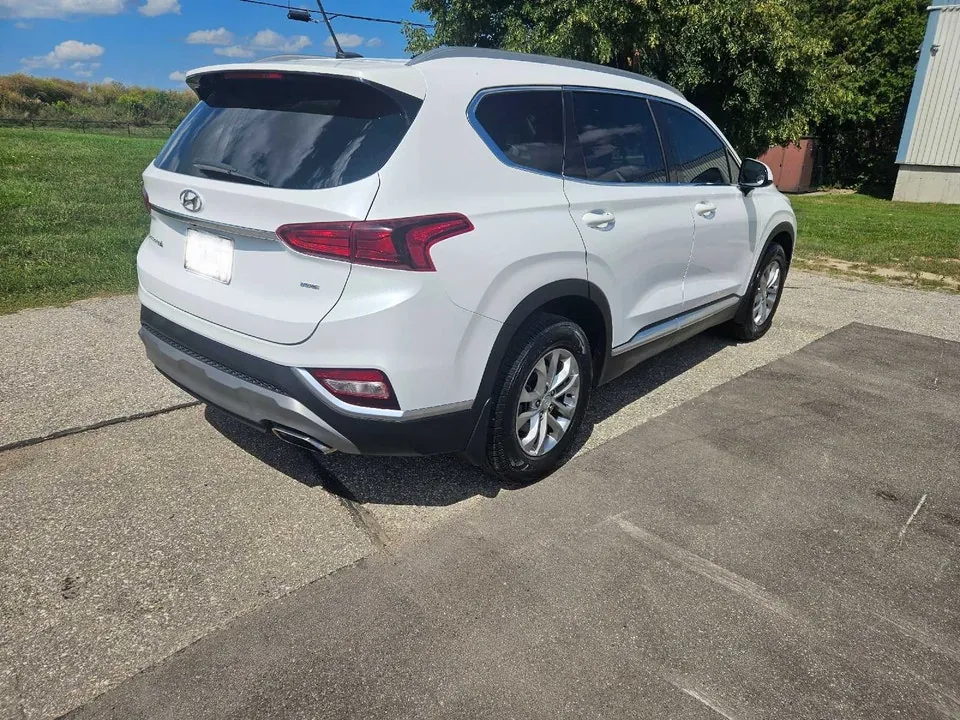 Hyundai Santa Fe 2019 photo 2