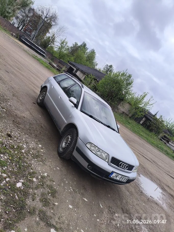 Audi A4 2000 photo 3