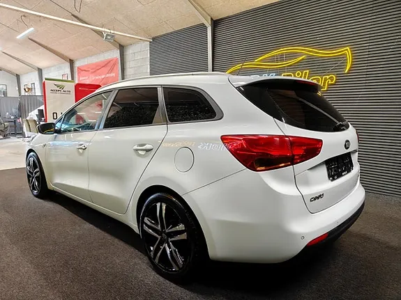 Kia Ceed 2013 photo 3
