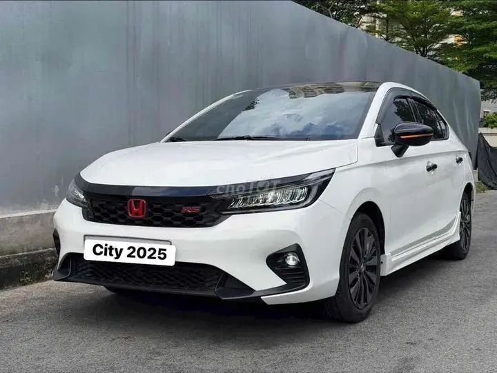Honda City 2025 photo 2