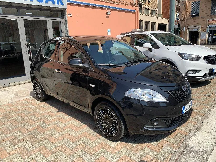 Lancia Ypsilon 2023 photo 3