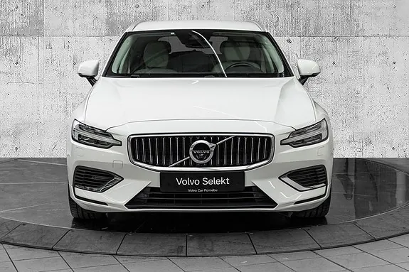 Volvo V60 2021 photo 3