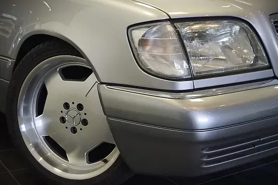 Mercedes-Benz S 280 1996 photo 2