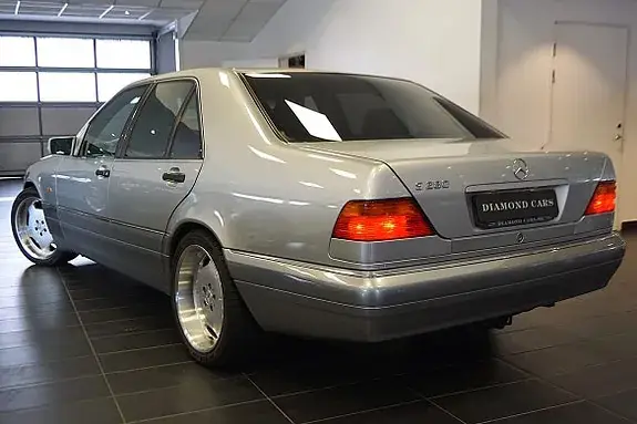 Mercedes-Benz S 280 1996 photo 3