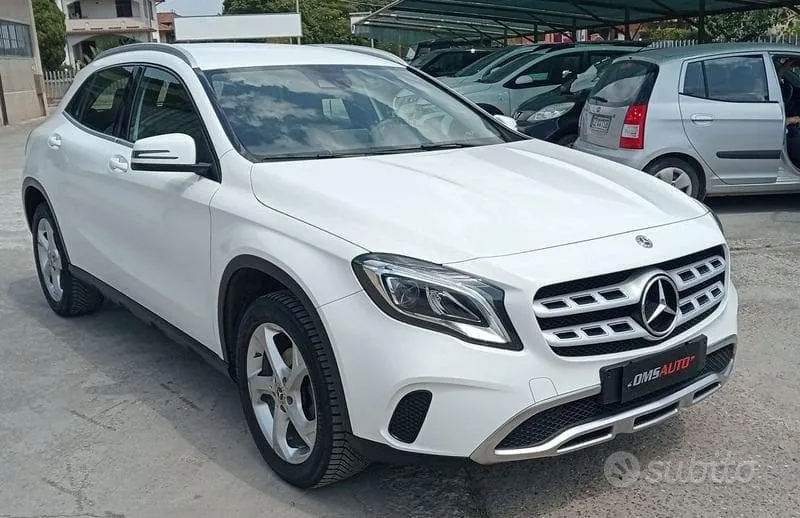 Mercedes-Benz Gla 2018 photo 2