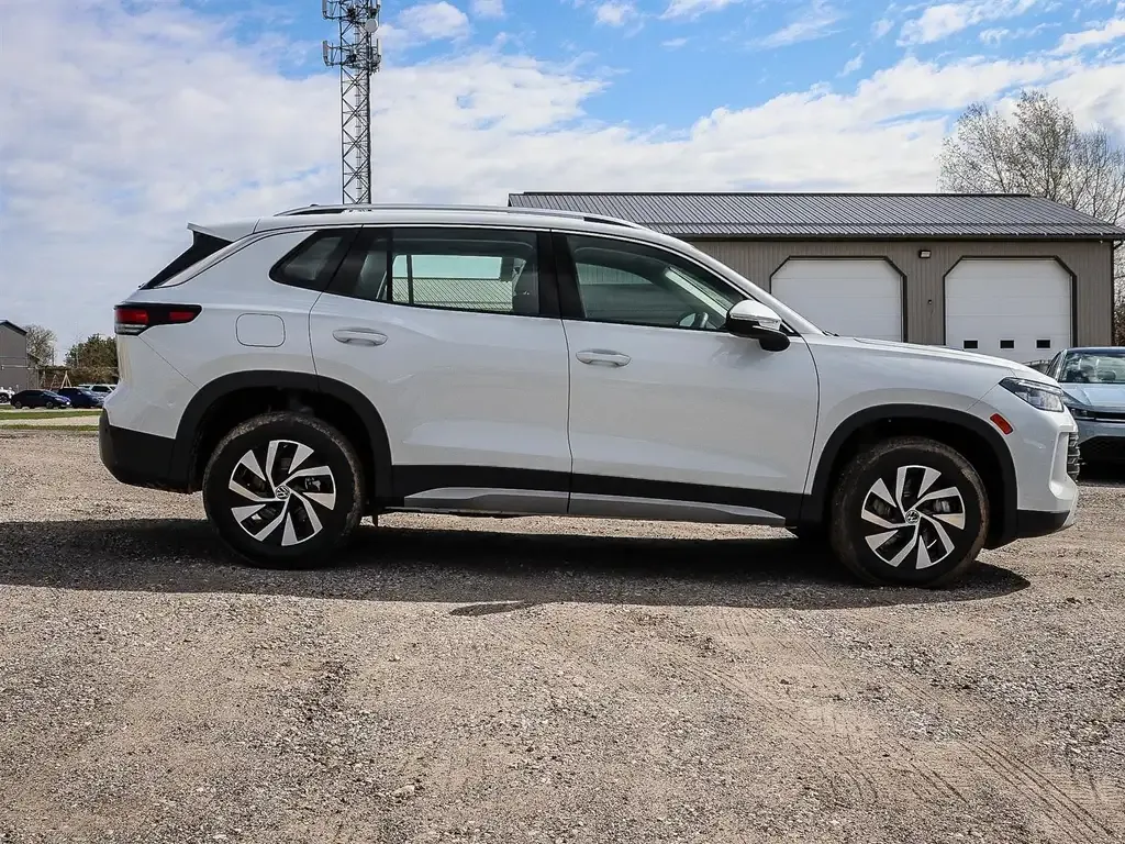 Volkswagen Tiguan 2026 photo 3