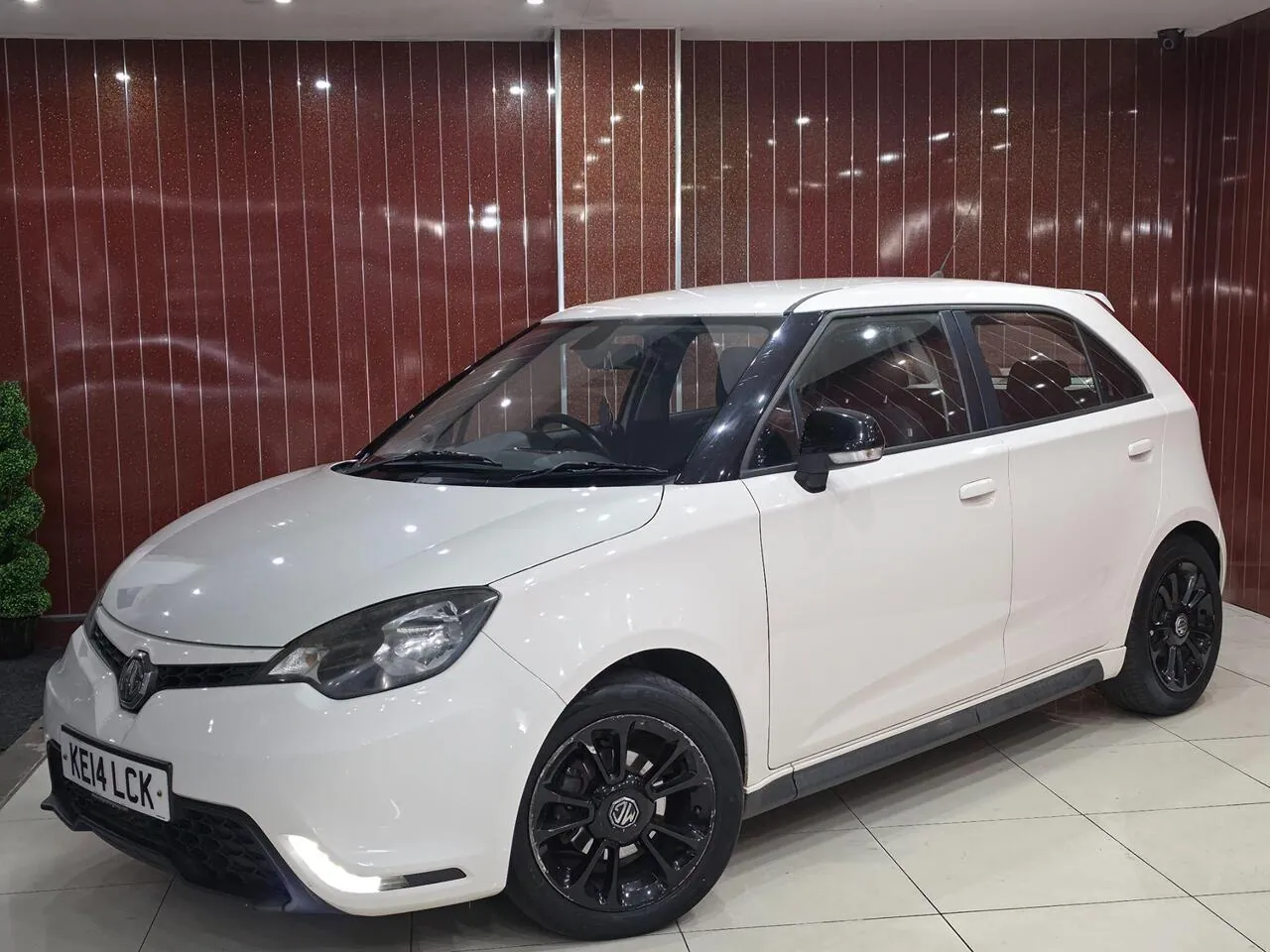 MG Mg3 2014 photo 2