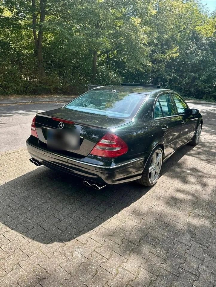 Mercedes-Benz E 500