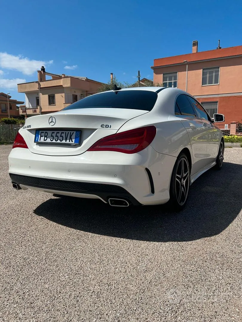Mercedes-Benz Cla 2015 photo 2