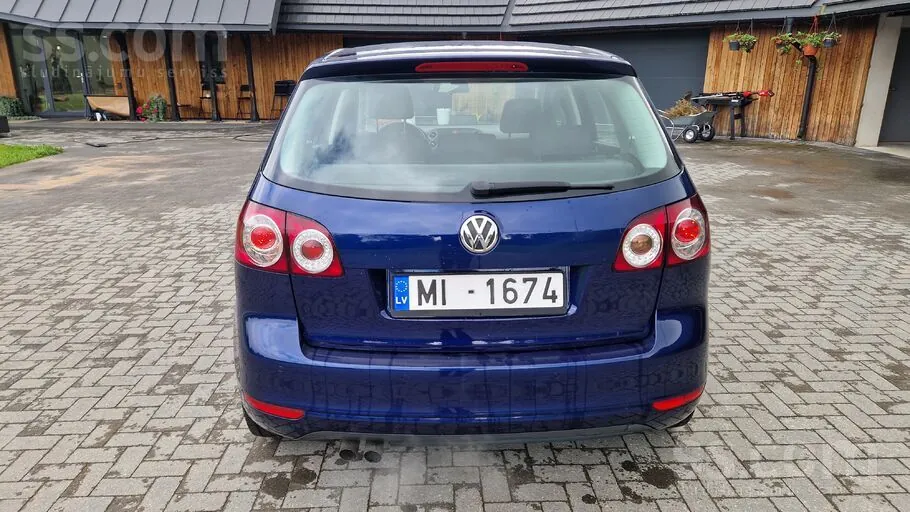 Volkswagen Golf 2009 photo 4