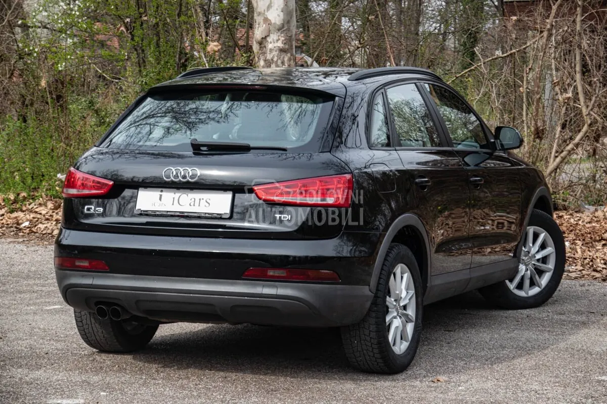 Audi Q3 2012 photo 4