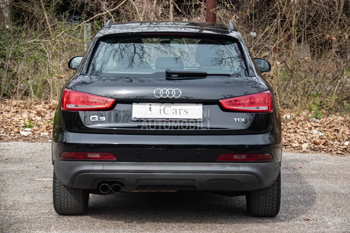 Audi Q3 2012 photo 5