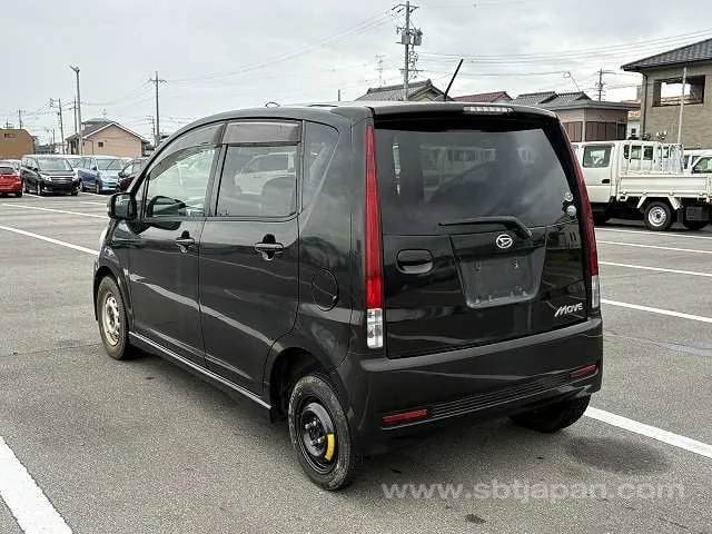 Daihatsu Move 2007 photo 3