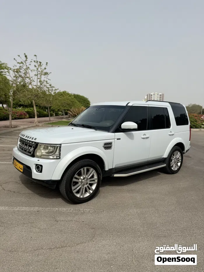Land Rover Lr4 2016 photo 2