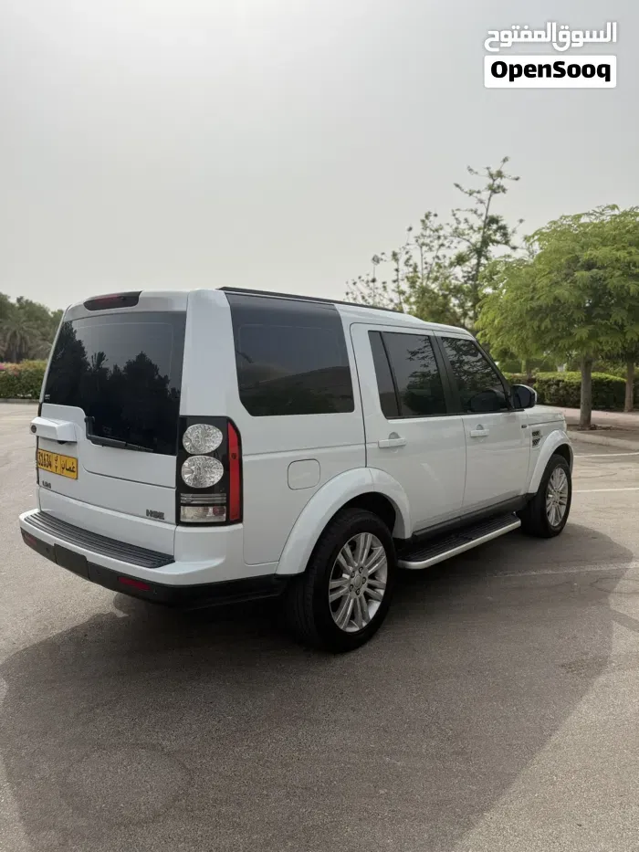 Land Rover Lr4 2016 photo 4
