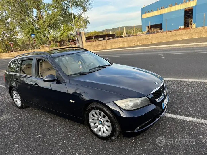 BMW 320D 2006 photo 4