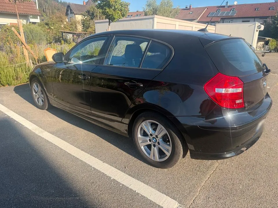 BMW 118D E87